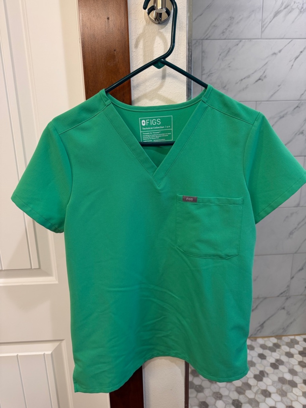 Figs Emerald Catarina